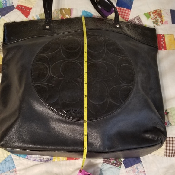 Coach pebbled genuine leather purse - Picture 4 of 15